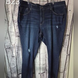 Time and Tru Men's Dark Blue Jeans